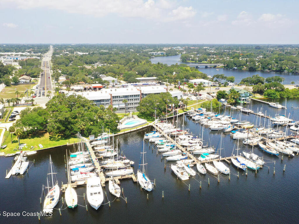 905 N Harbor City Boulevard, Melbourne, FL 32935