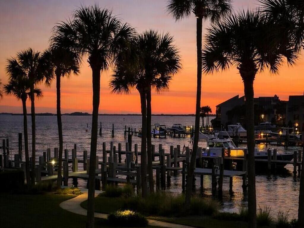 1903 Bay Road, Vero Beach, FL 32963