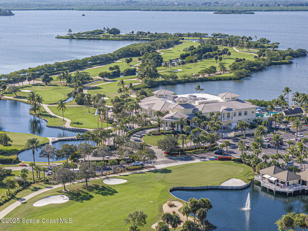 1903 Bay Road, Vero Beach, FL 32963