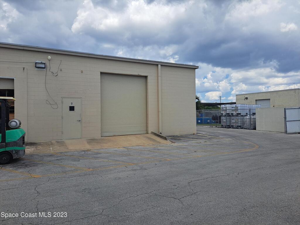 2469 Palm Bay Road, Palm Bay, FL 32905