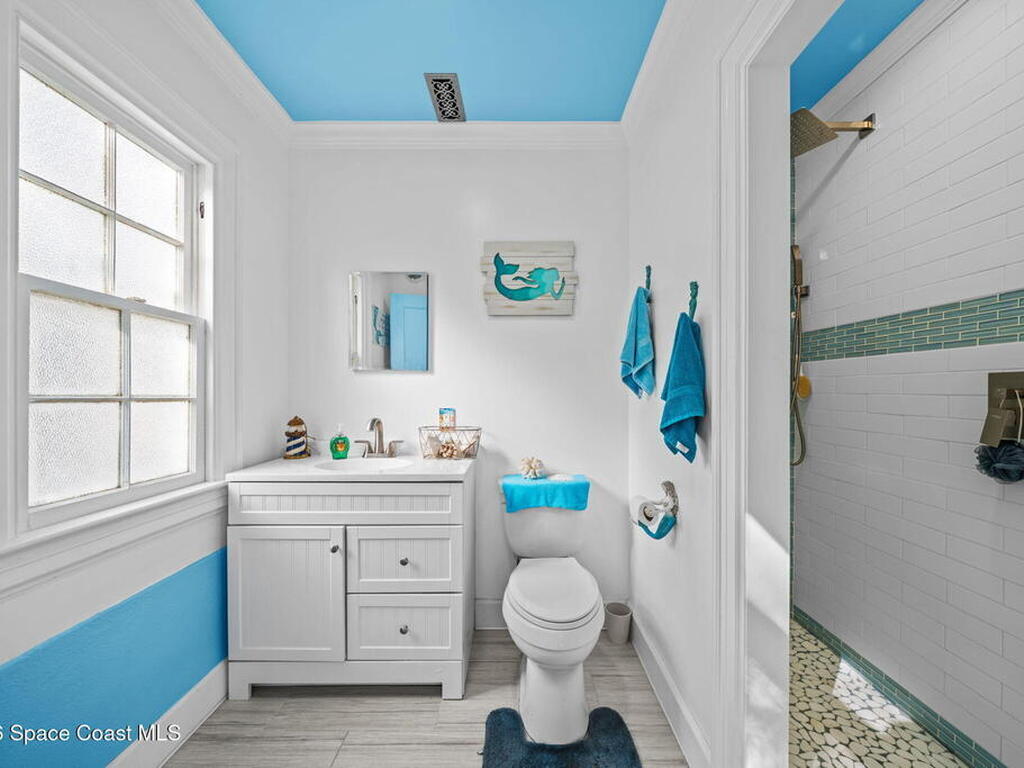 875 N Indian River Drive, Cocoa, FL 32922