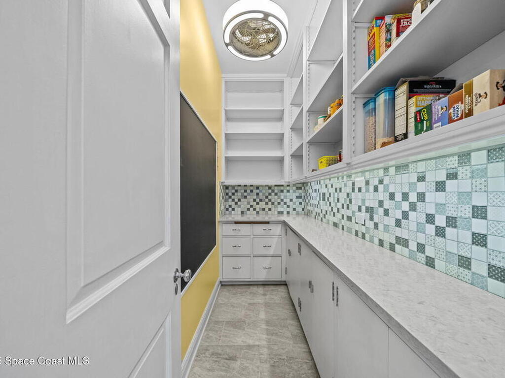 875 N Indian River Drive, Cocoa, FL 32922