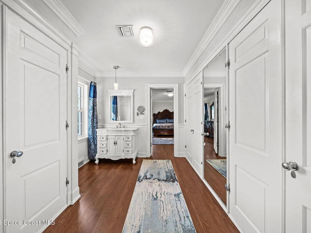 875 N Indian River Drive, Cocoa, FL 32922