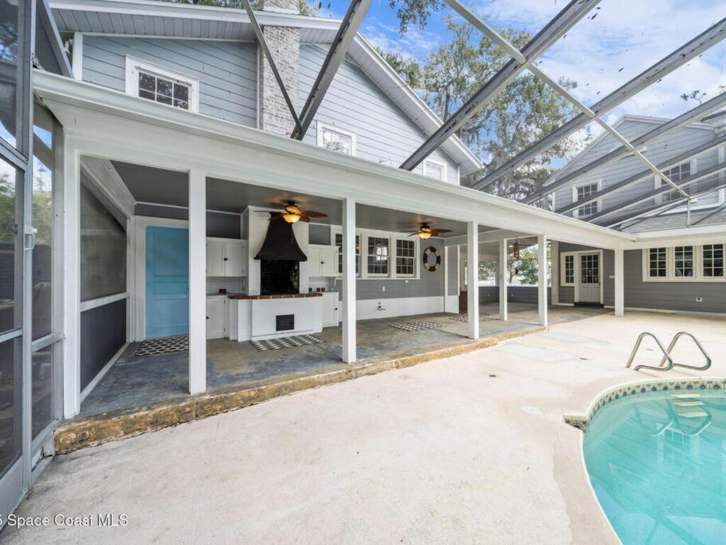 875 N Indian River Drive, Cocoa, FL 32922