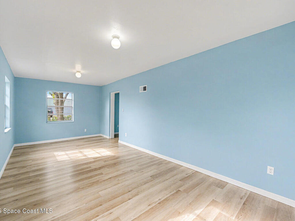 3527 Old Dixie Highway, Mims, FL 32754