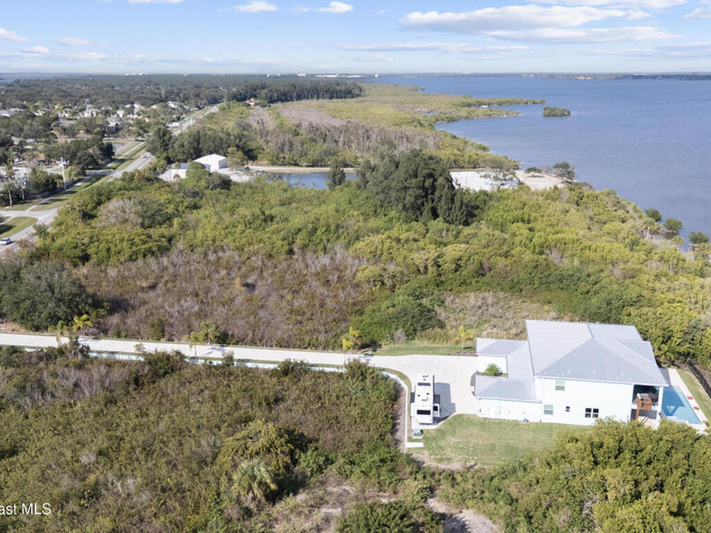 3660 S Courtenay Parkway, Merritt Island, FL 32952