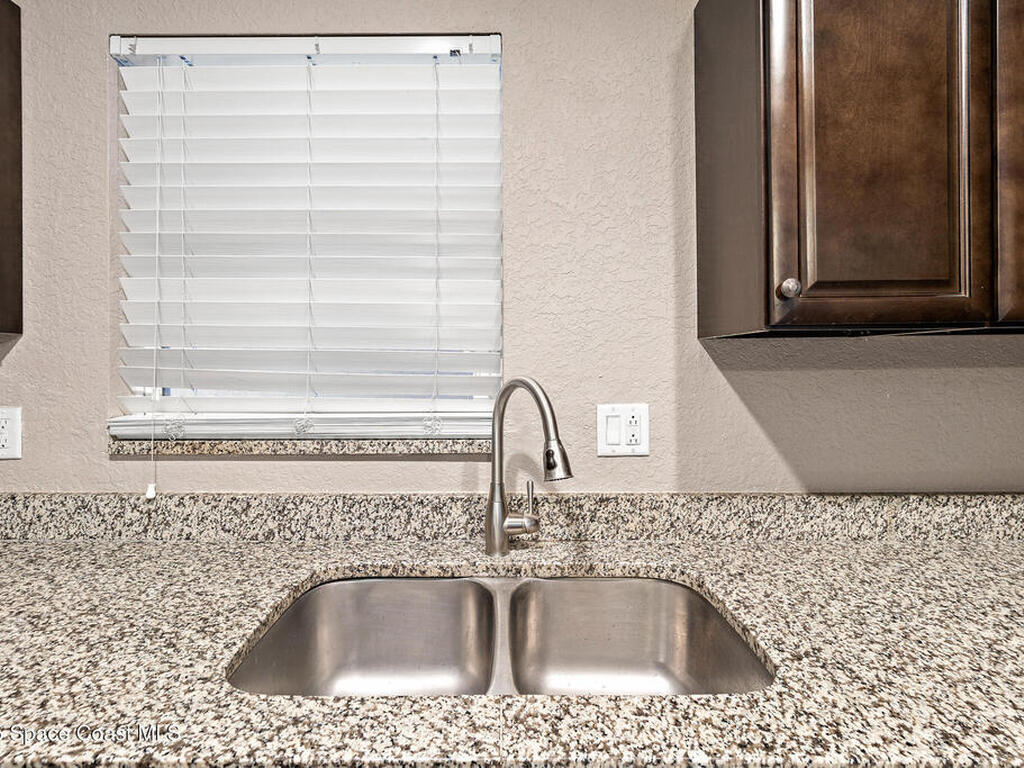 401 Monroe Avenue, Cape Canaveral, FL 32920