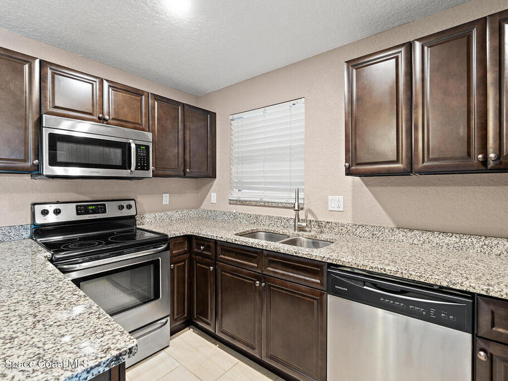 401 Monroe Avenue, Cape Canaveral, FL 32920