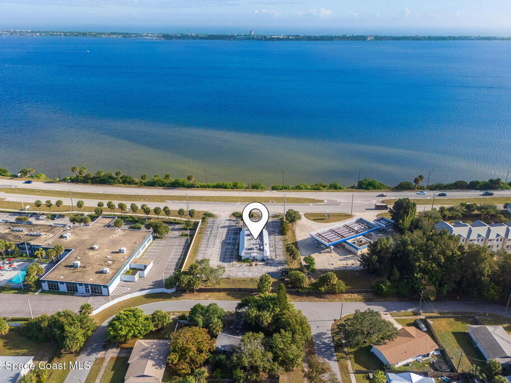 4720 Dixie Highway, Palm Bay, FL 32905