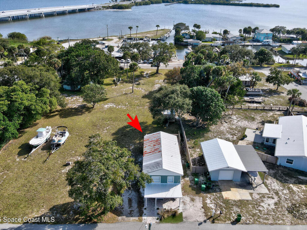 4055 Palm Avenue, Micco, FL 32976