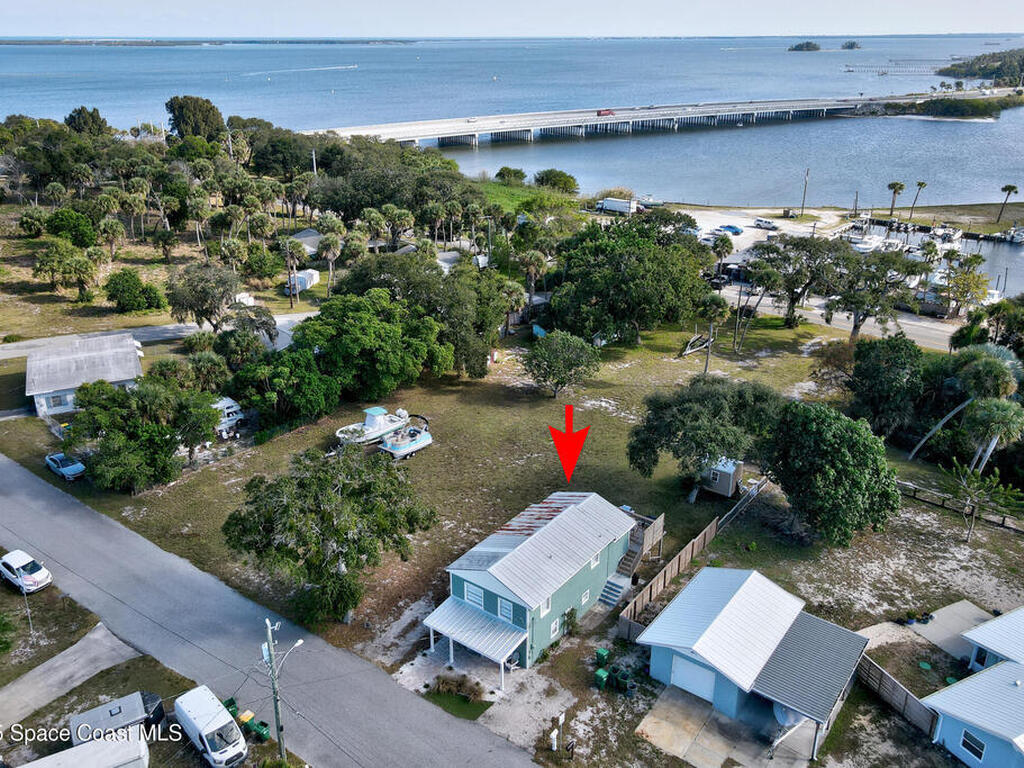 4055 Palm Avenue, Micco, FL 32976