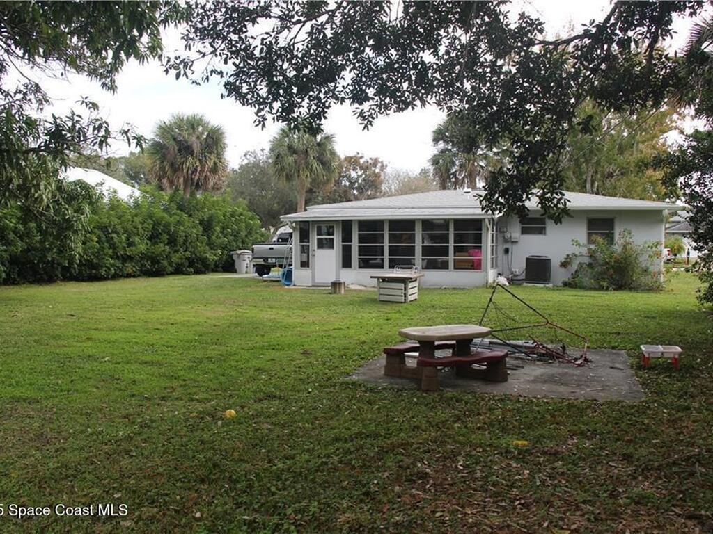 161 21st Avenue, Vero Beach, FL 32962