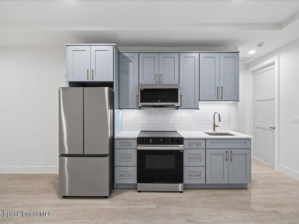 1010 Wave Crest Avenue, Indialantic, FL 32903