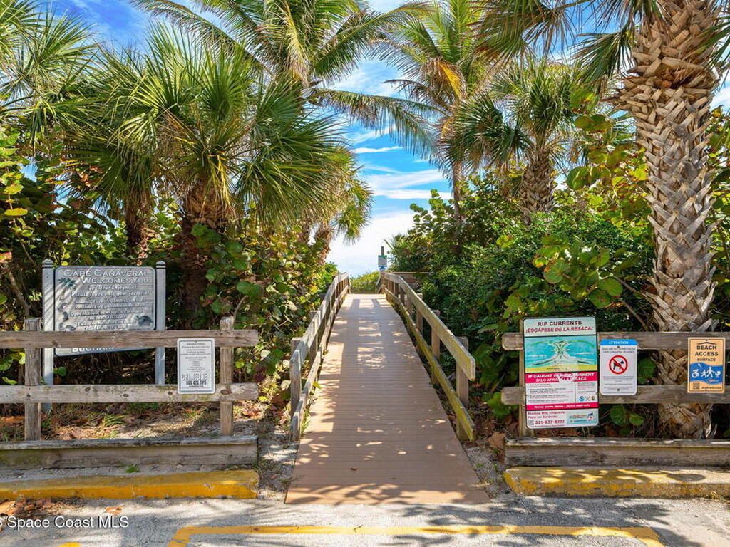 390 Harbor Drive, Cape Canaveral, FL 32920