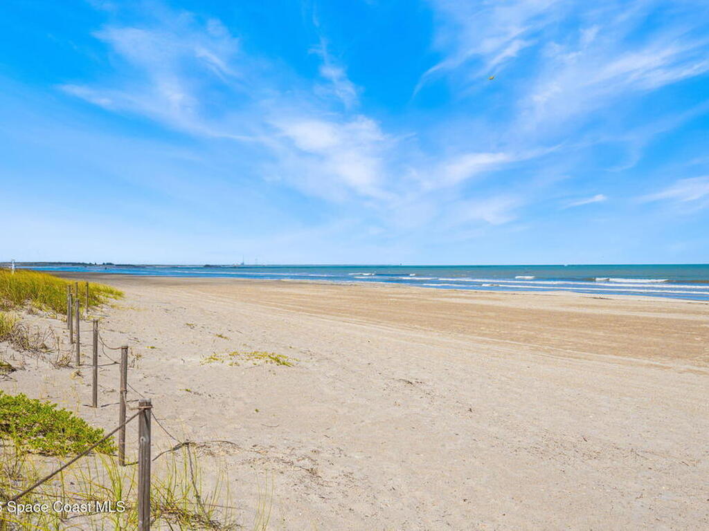 390 Harbor Drive, Cape Canaveral, FL 32920