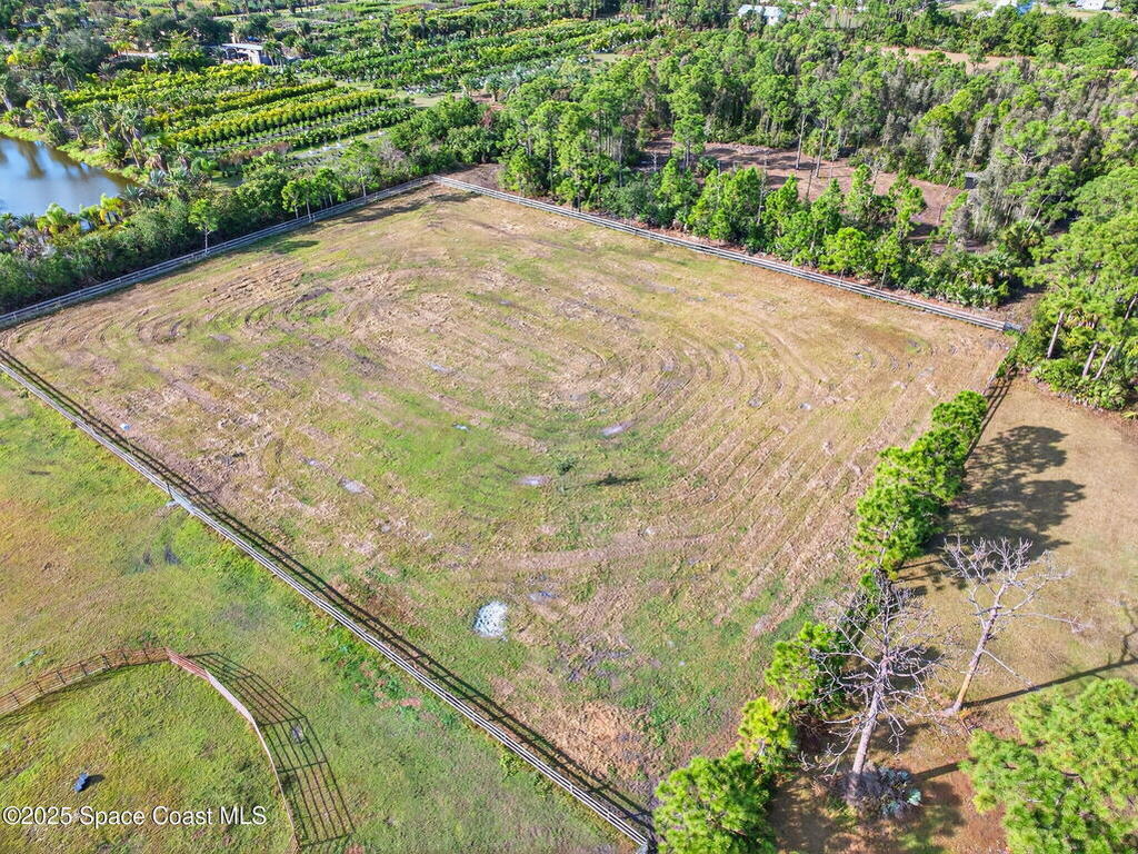 2740 Waring Lane, Malabar, FL 32950