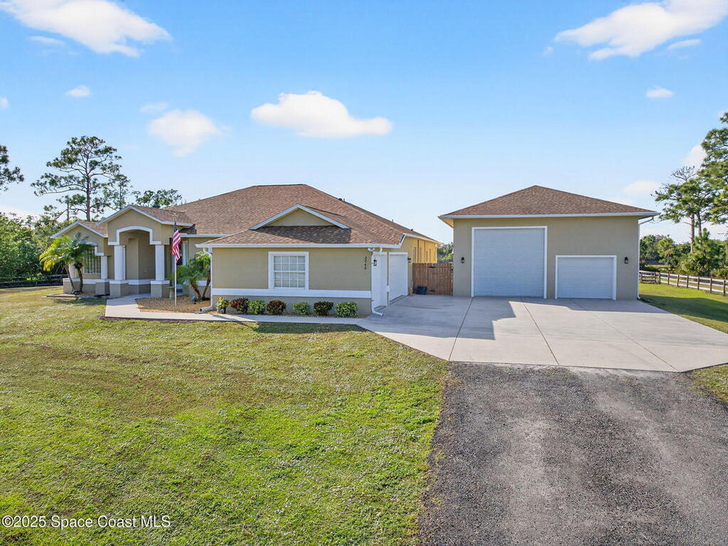 2740 Waring Lane, Malabar, FL 32950