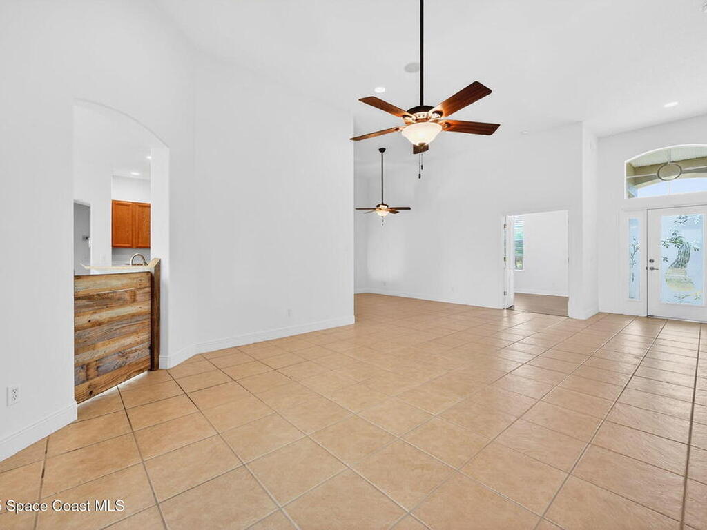 2740 Waring Lane, Malabar, FL 32950