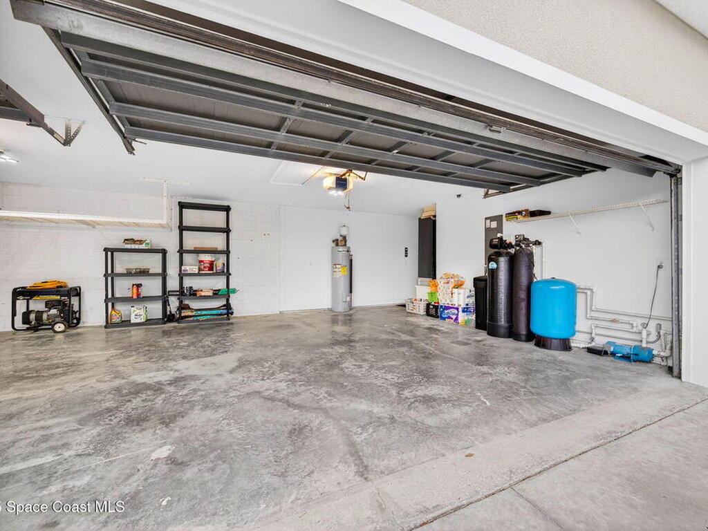 2740 Waring Lane, Malabar, FL 32950