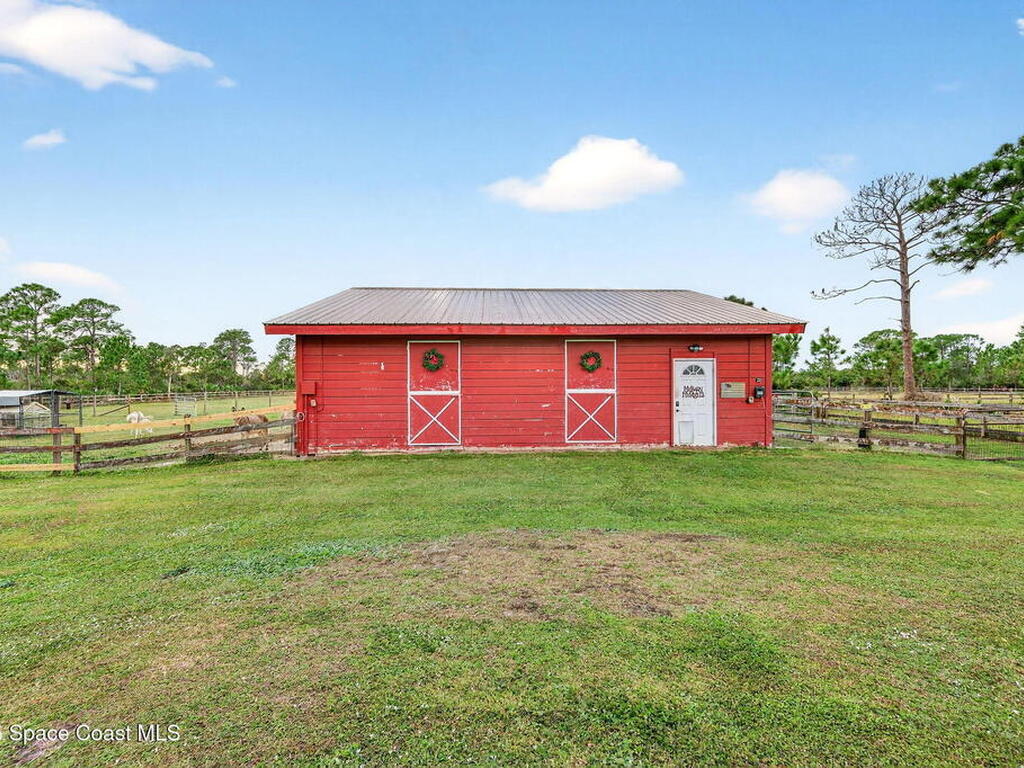 2740 Waring Lane, Malabar, FL 32950