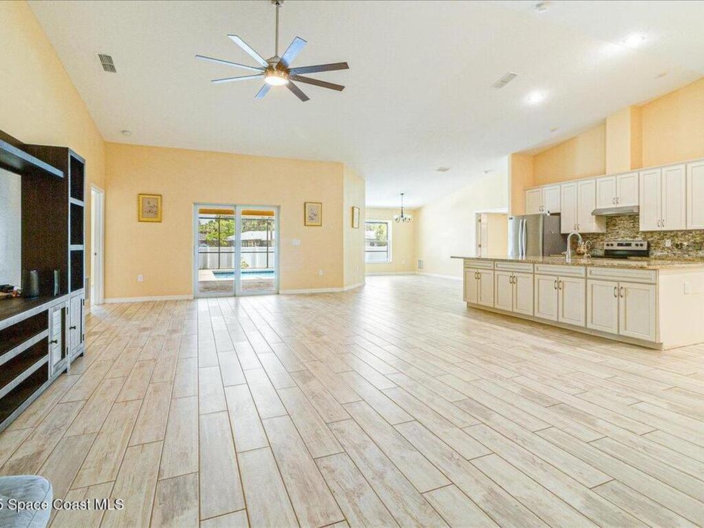 1397 Danbury Street, Palm Bay, FL 32908