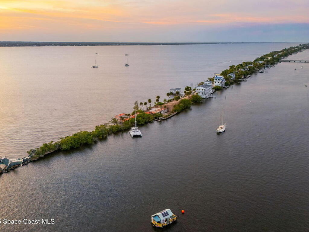 11680 Dragon Point Drive, Merritt Island, FL 32952