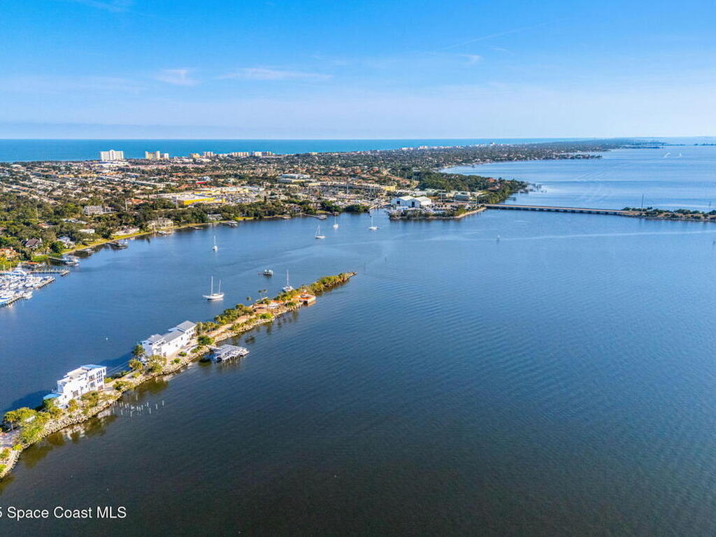 11680 Dragon Point Drive, Merritt Island, FL 32952