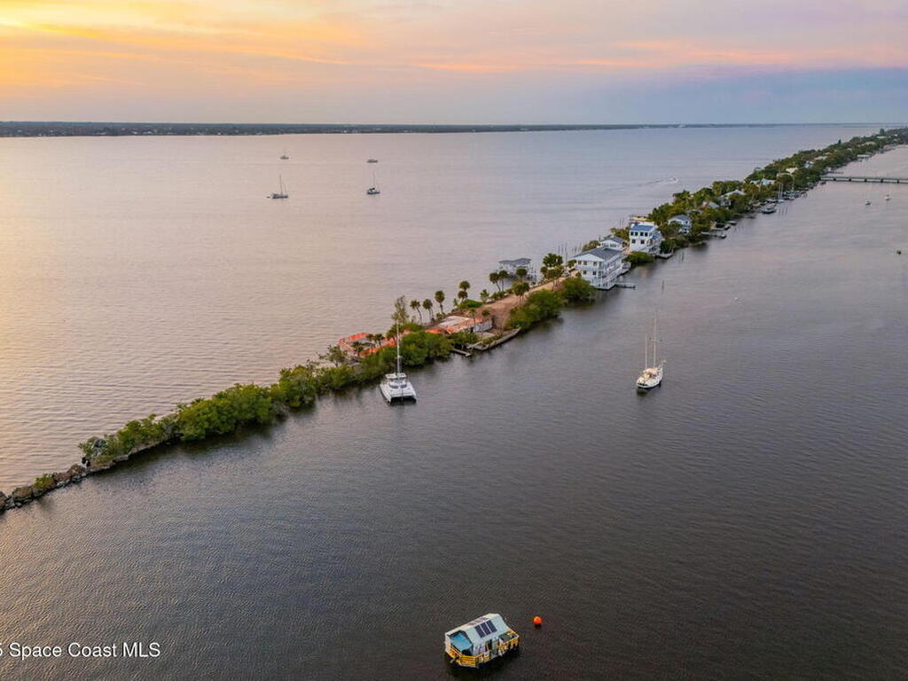 11680 Dragon Point Drive, Merritt Island, FL 32952