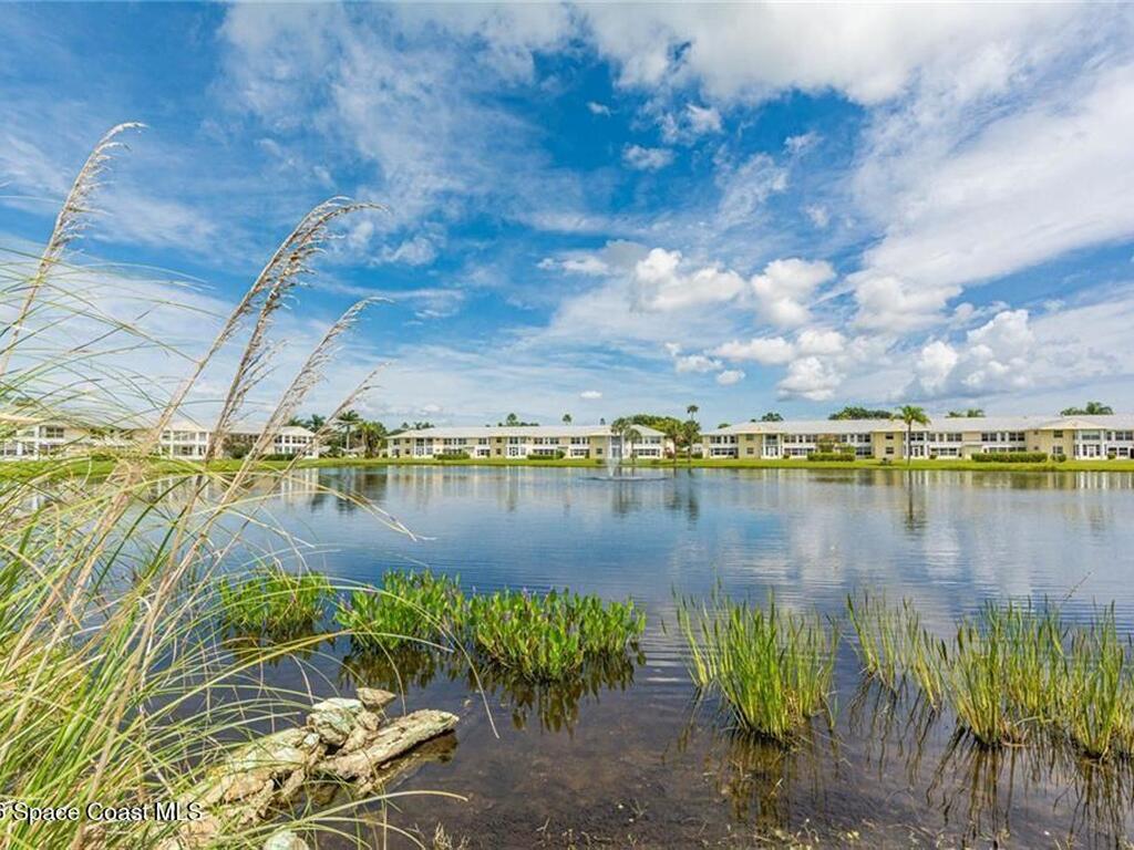464 Grove Isle Circle, Vero Beach, FL 32962