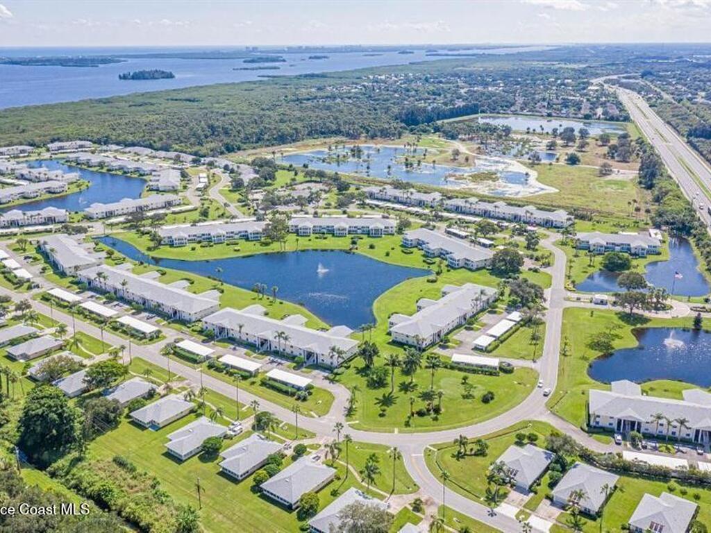 464 Grove Isle Circle, Vero Beach, FL 32962