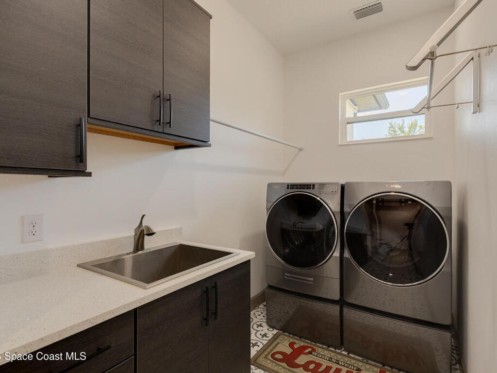 300 Pinto Lane, Palm Bay, FL 32909