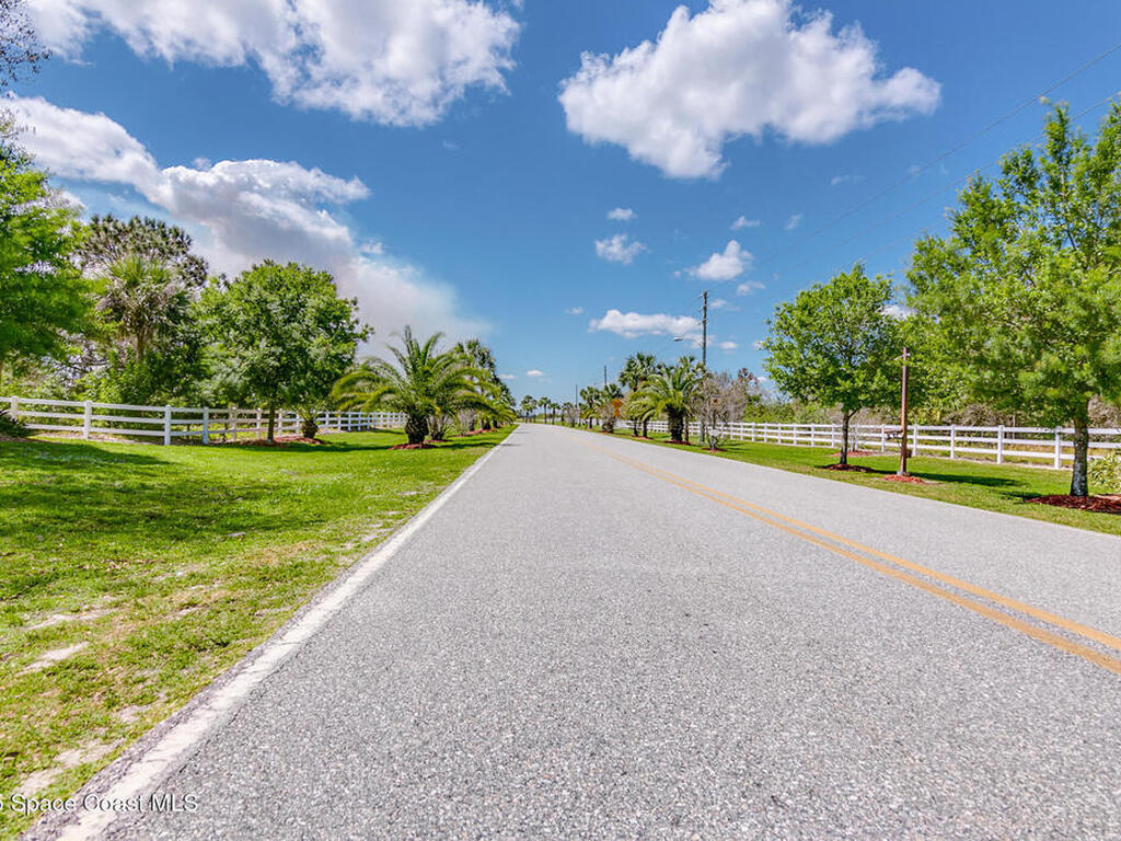 300 Pinto Lane, Palm Bay, FL 32909