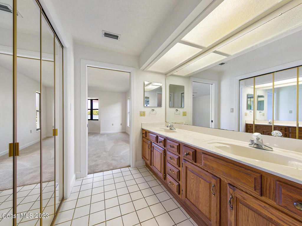 2100 Leeward Lane, Merritt Island, FL 32953