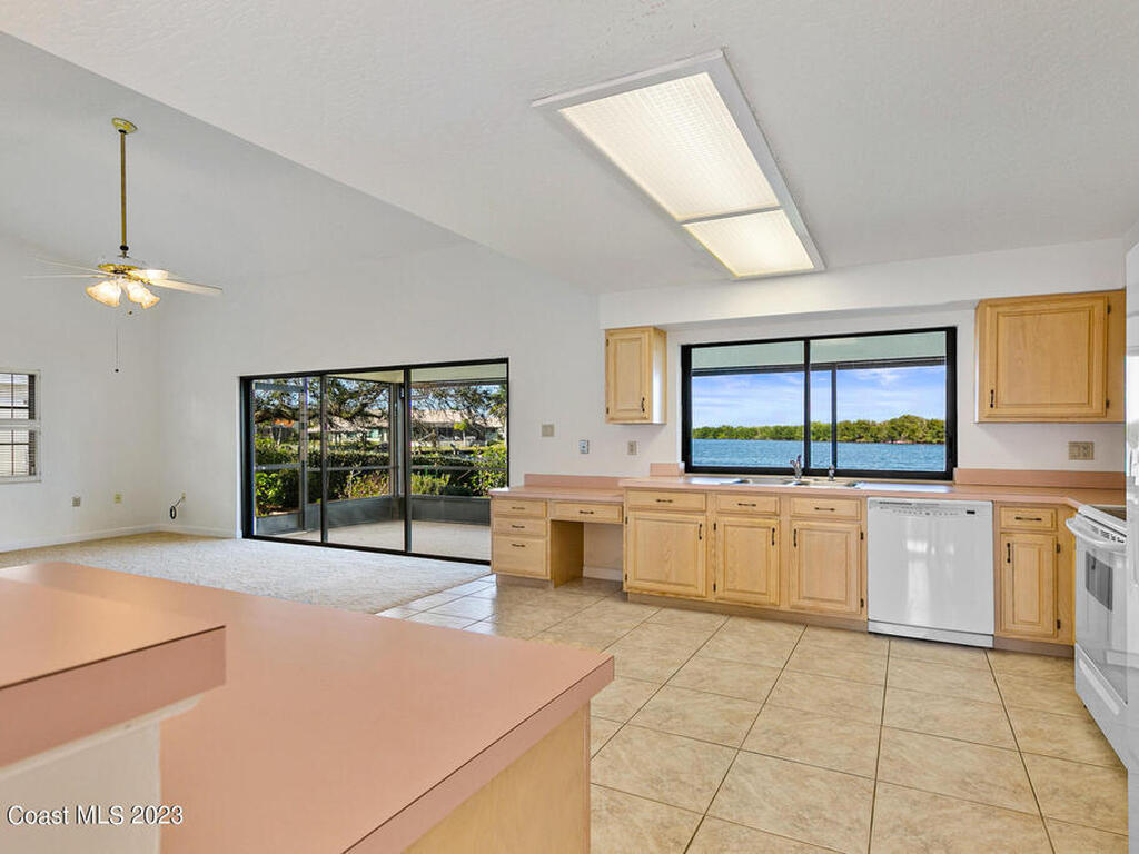 2100 Leeward Lane, Merritt Island, FL 32953