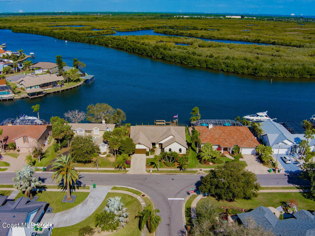 2100 Leeward Lane, Merritt Island, FL 32953