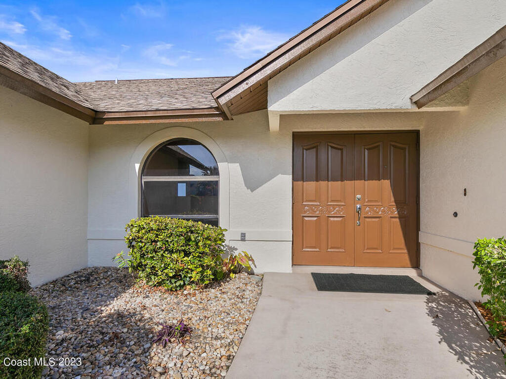 2100 Leeward Lane, Merritt Island, FL 32953