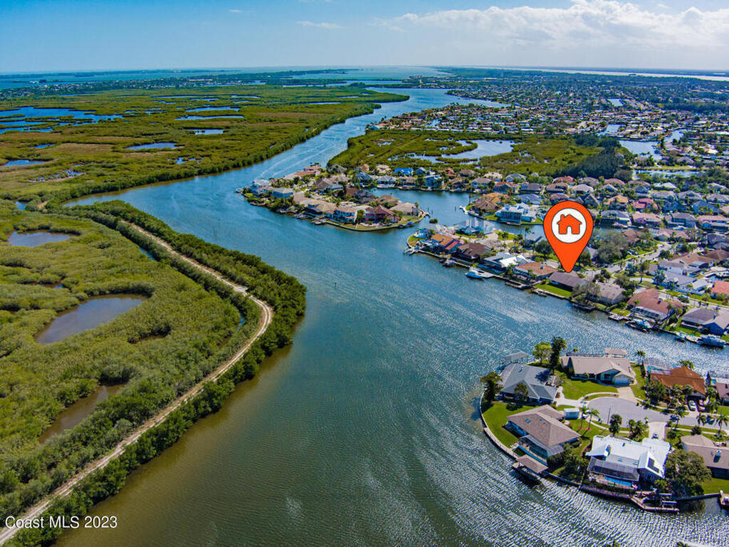 2100 Leeward Lane, Merritt Island, FL 32953
