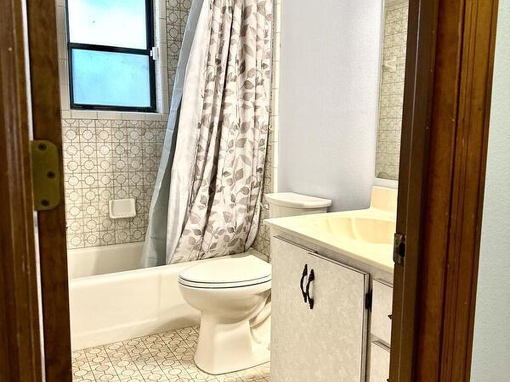 1891 Marysville Drive, Deltona, FL 32725