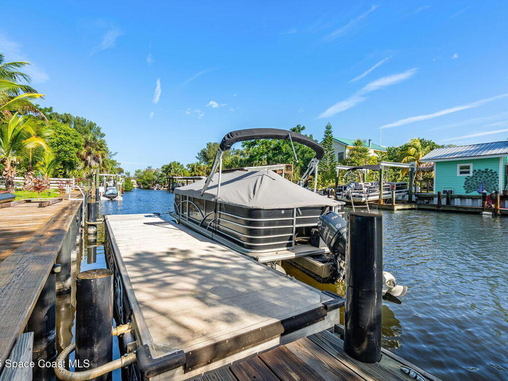 42 Vip Island Unit A, Grant-Valkaria, FL 32949