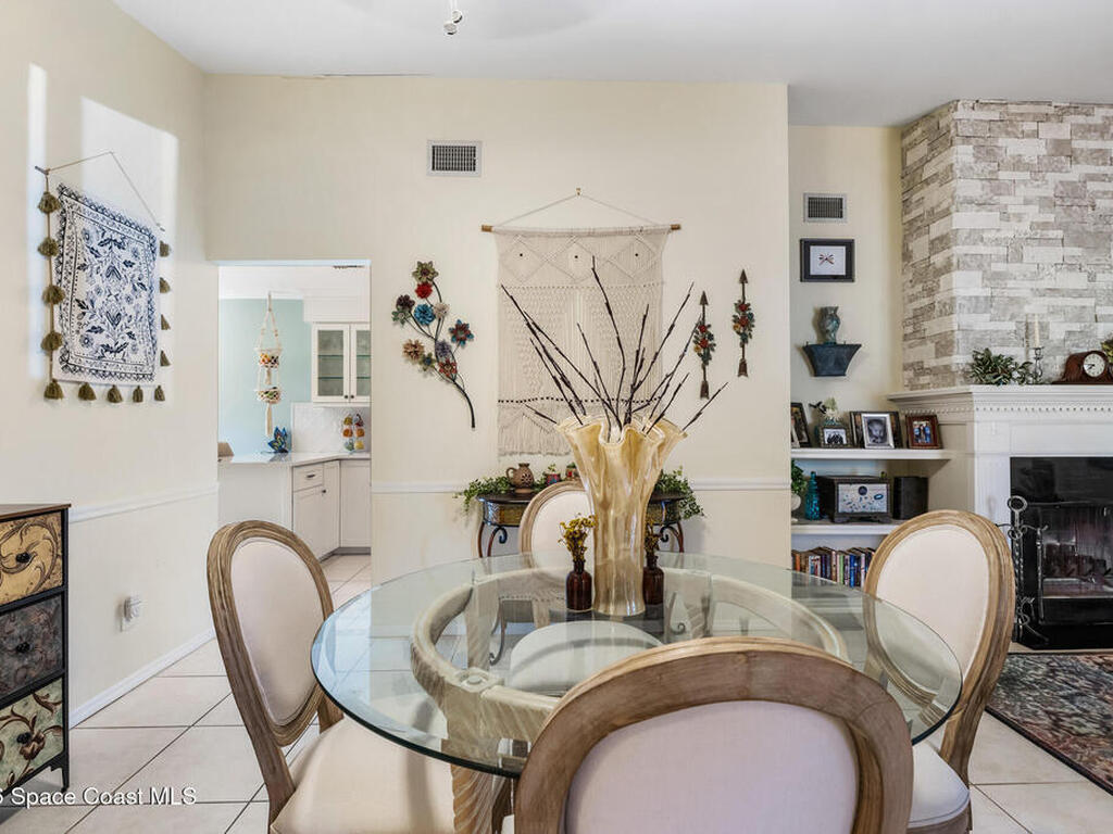 742 Timber Ridge Trail, Vero Beach, FL 32962