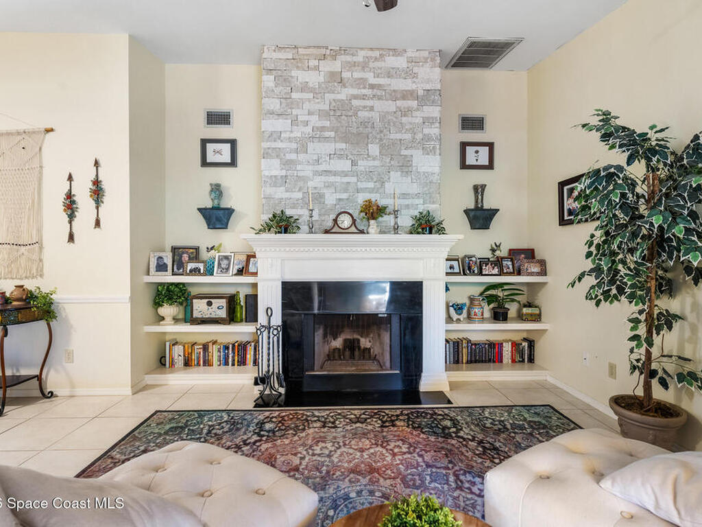 742 Timber Ridge Trail, Vero Beach, FL 32962