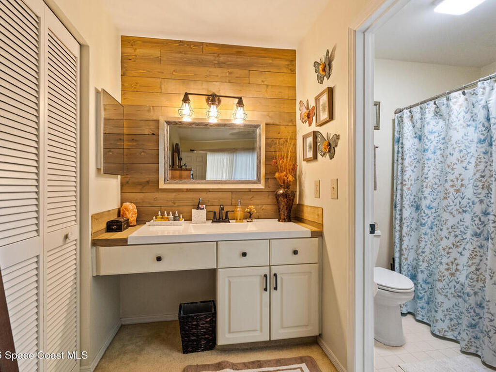 742 Timber Ridge Trail, Vero Beach, FL 32962