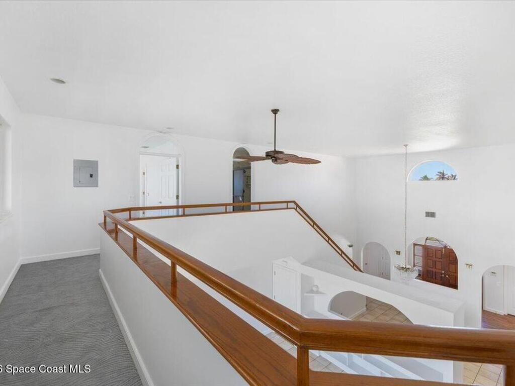 2 Sea Horse Lane, Vero Beach, FL 32960