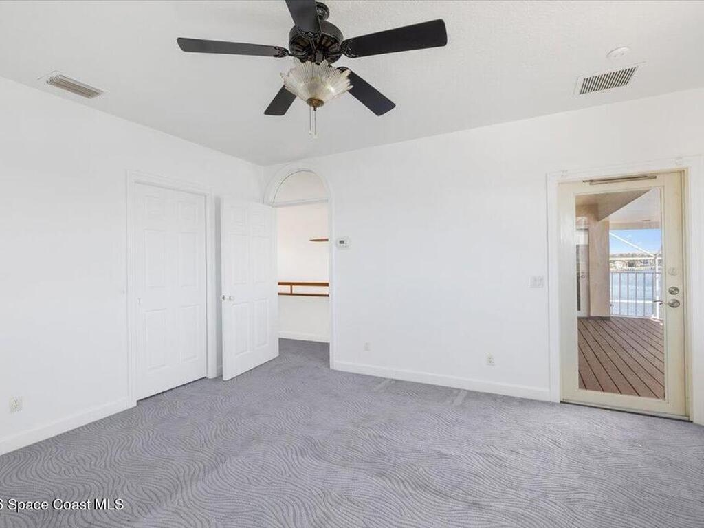 2 Sea Horse Lane, Vero Beach, FL 32960