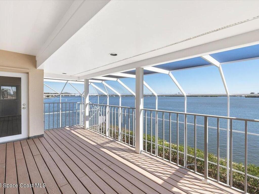 2 Sea Horse Lane, Vero Beach, FL 32960