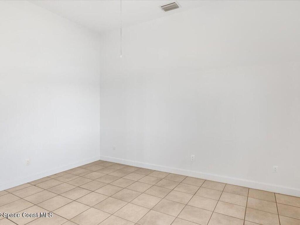 2 Sea Horse Lane, Vero Beach, FL 32960