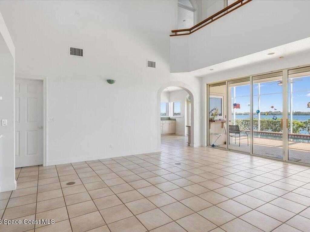 2 Sea Horse Lane, Vero Beach, FL 32960