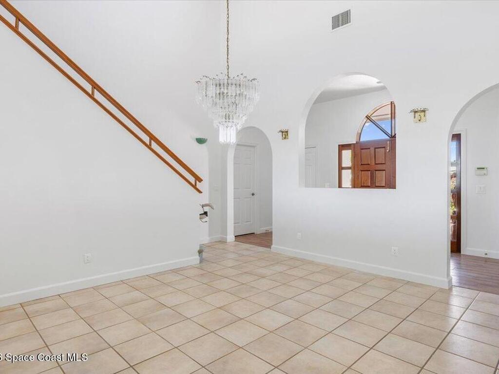 2 Sea Horse Lane, Vero Beach, FL 32960