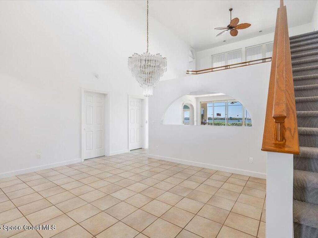 2 Sea Horse Lane, Vero Beach, FL 32960