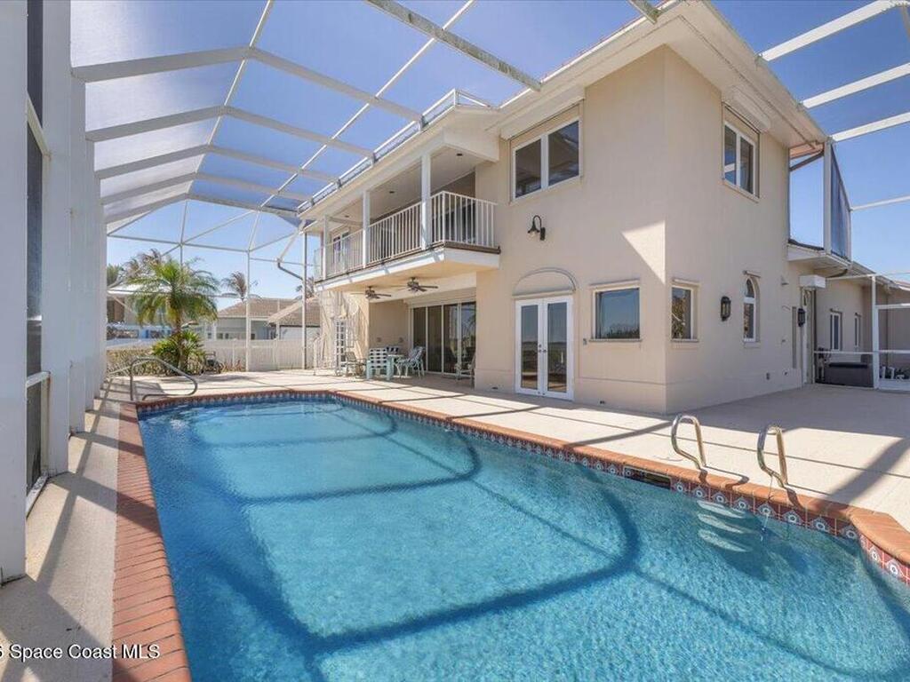 2 Sea Horse Lane, Vero Beach, FL 32960